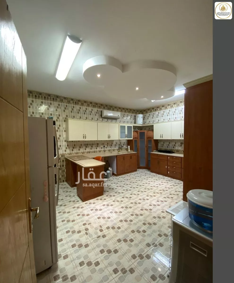 فيلا 8 غرف في ظهرة لبن 13