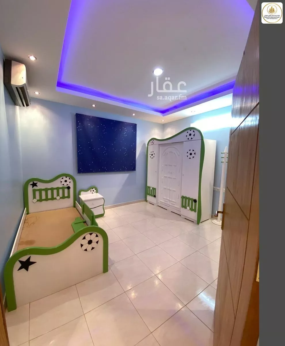 فيلا 8 غرف في ظهرة لبن 28