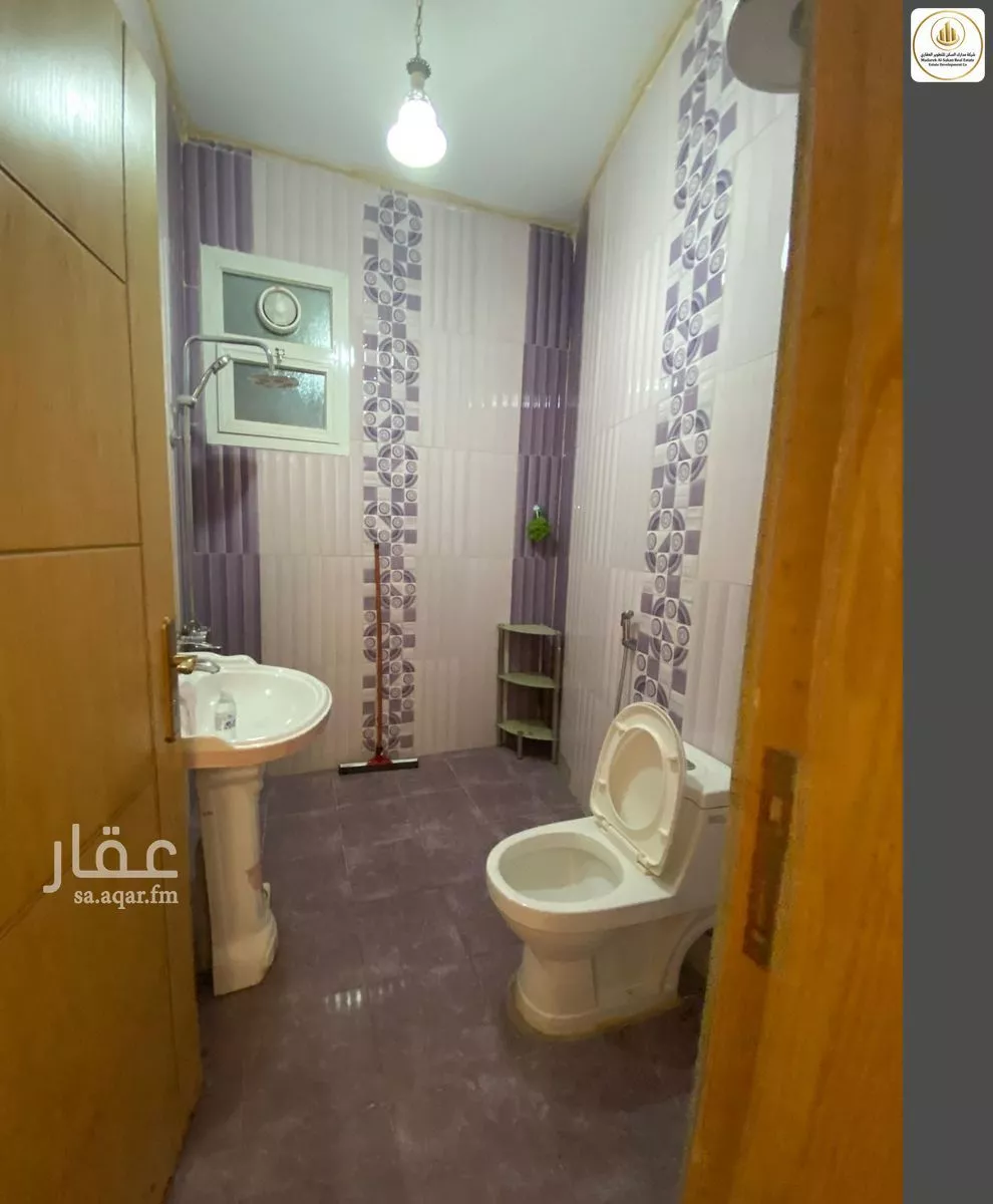 فيلا 8 غرف في ظهرة لبن 38