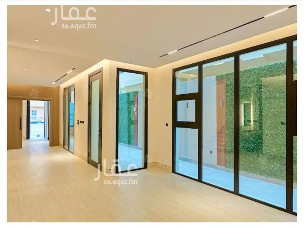 6 bedroom villa in Al Mahdiyyah 8