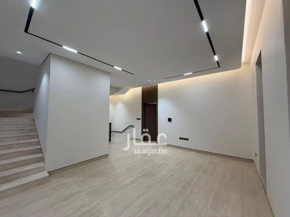 6 bedroom villa in Al Mahdiyyah 12