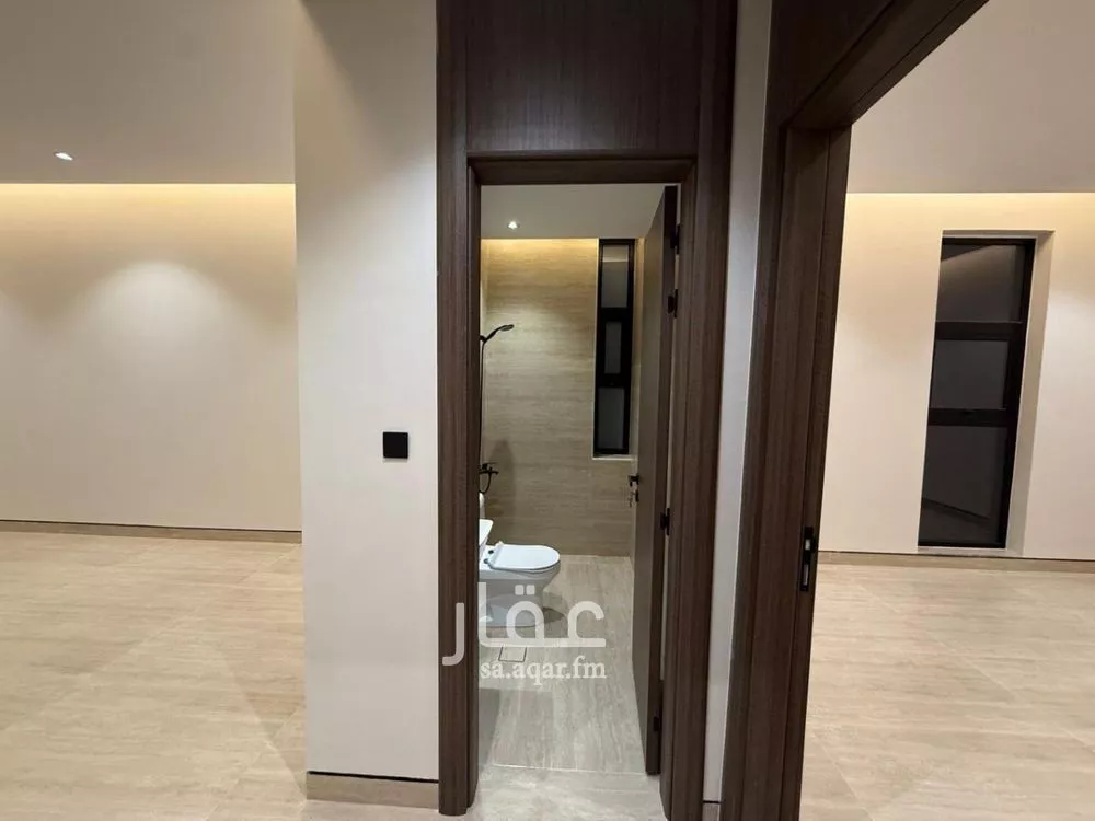 6 bedroom villa in Al Mahdiyyah 8