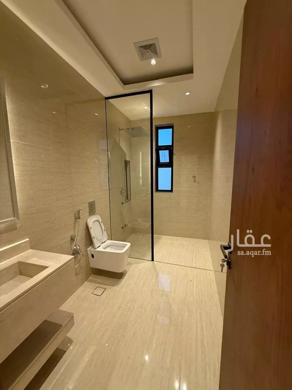 6 bedroom villa in Al Mahdiyyah 8