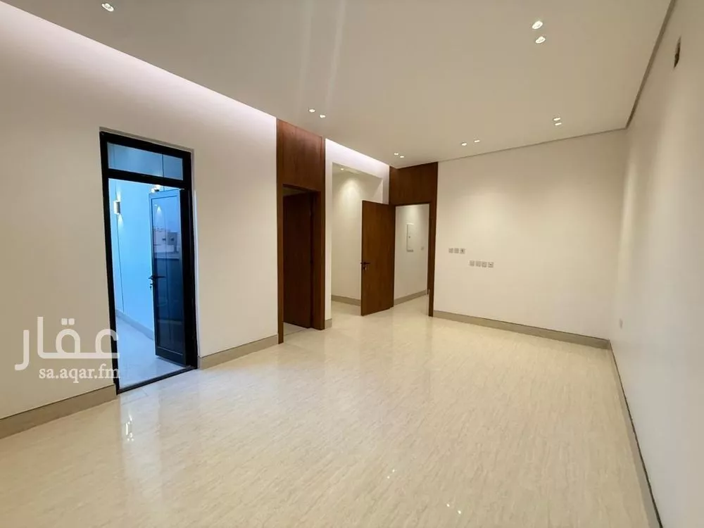 6 bedroom villa in Al Mahdiyyah 10