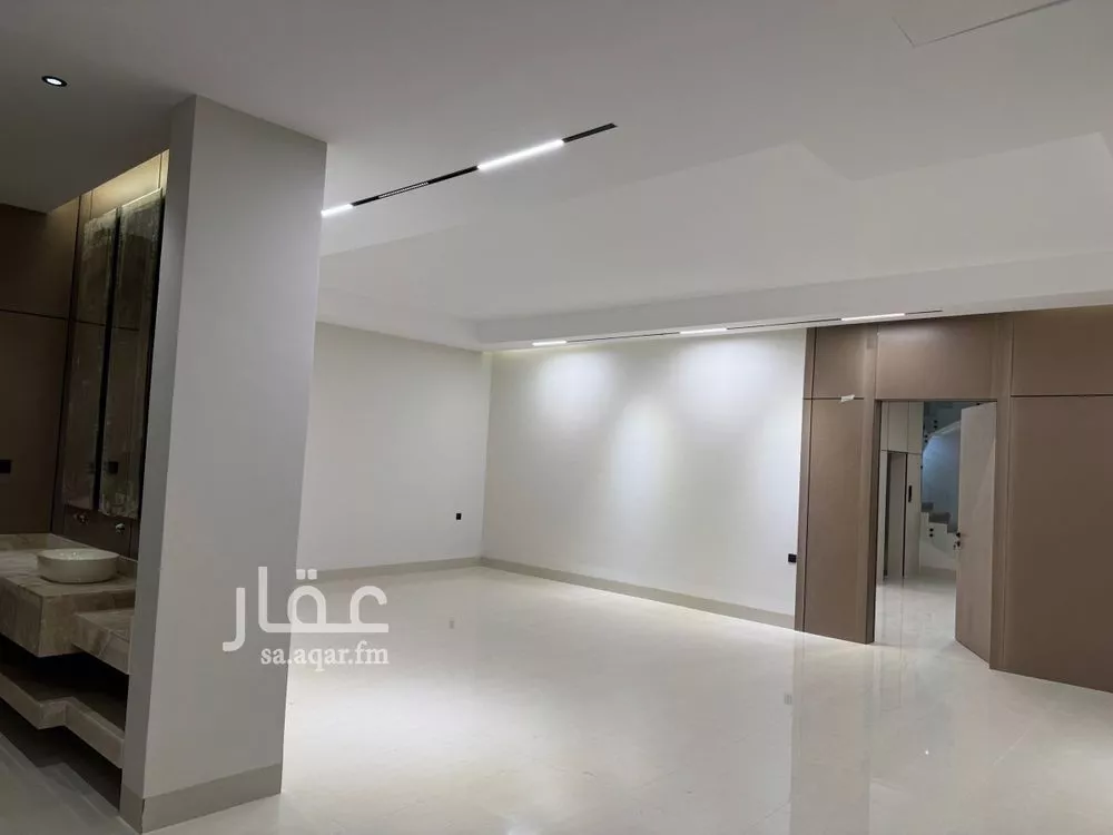 7 bedroom villa in Al Mahdiyyah 4