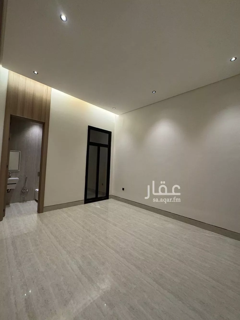 5 bedroom villa in Al Mahdiyyah 15