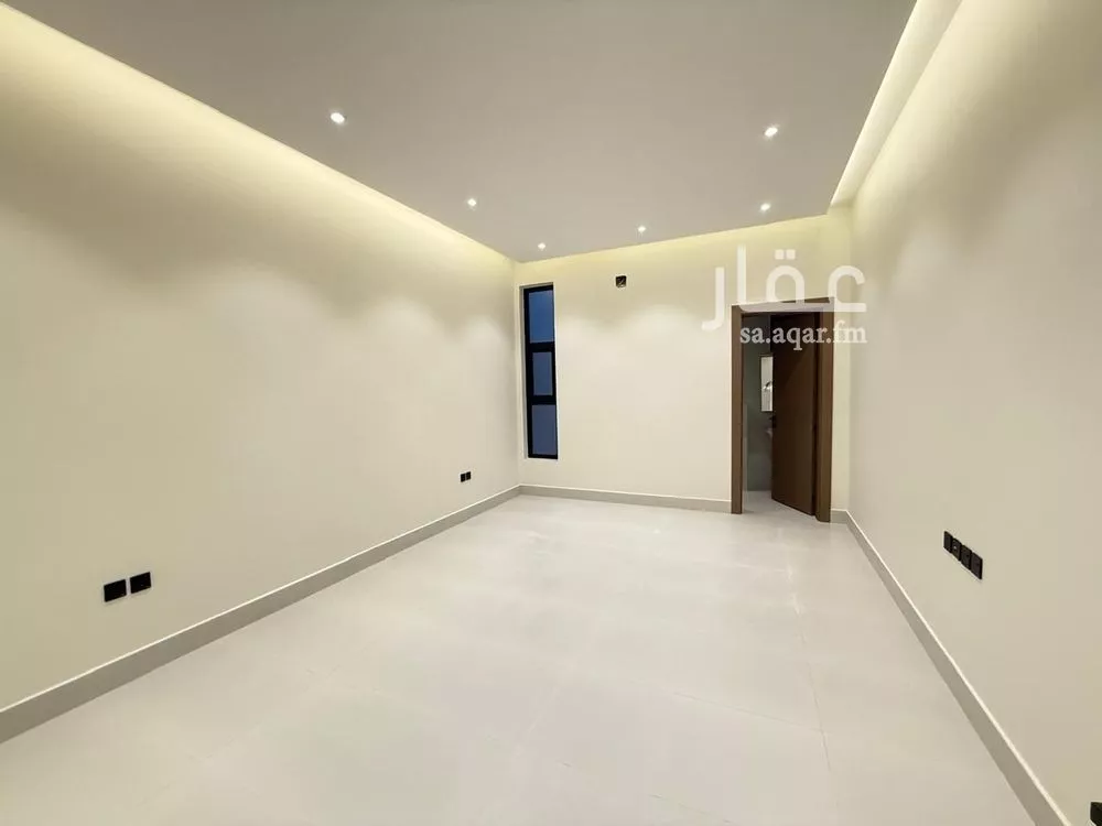 5 bedroom villa in Al Mahdiyyah 21