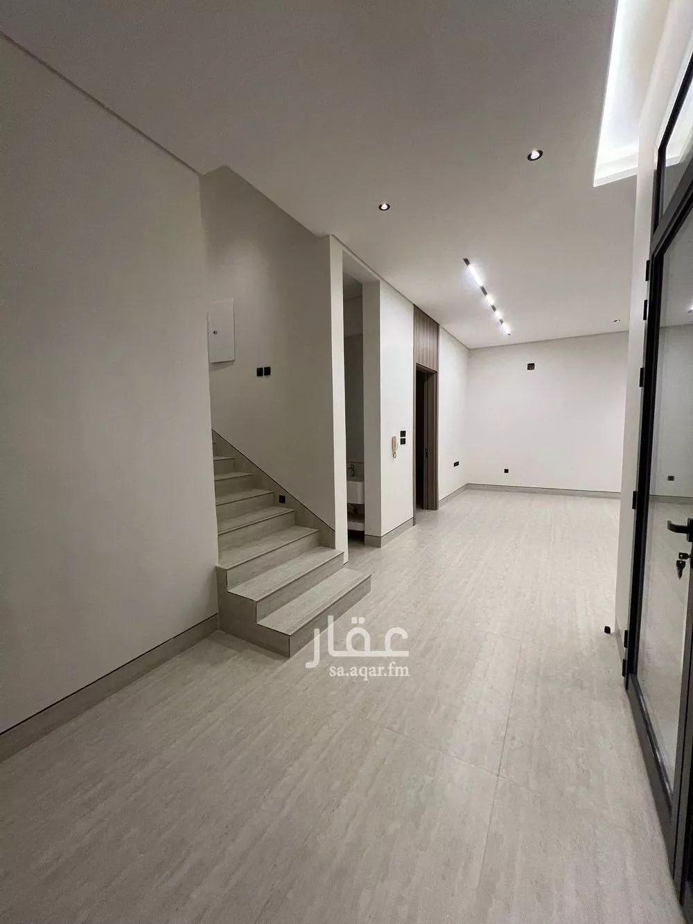 فيلا 5 غرف في المهدية 8