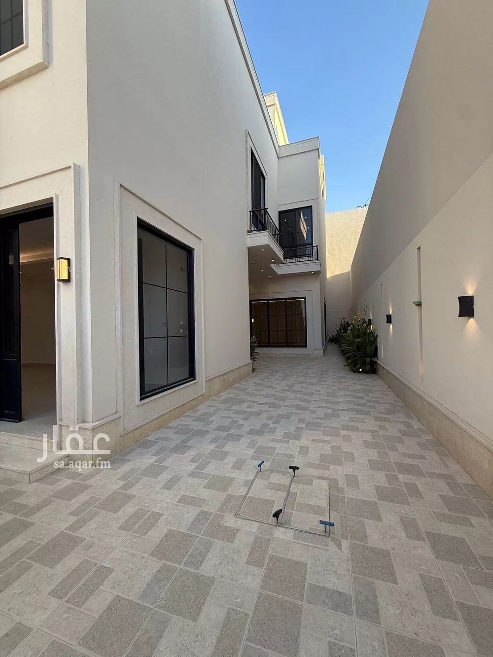 6 bedroom villa in Al Mahdiyyah 3