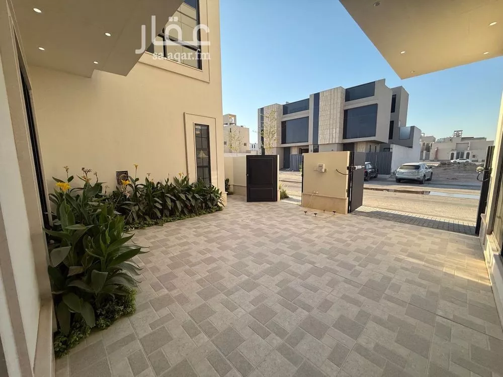 6 bedroom villa in Al Mahdiyyah 5