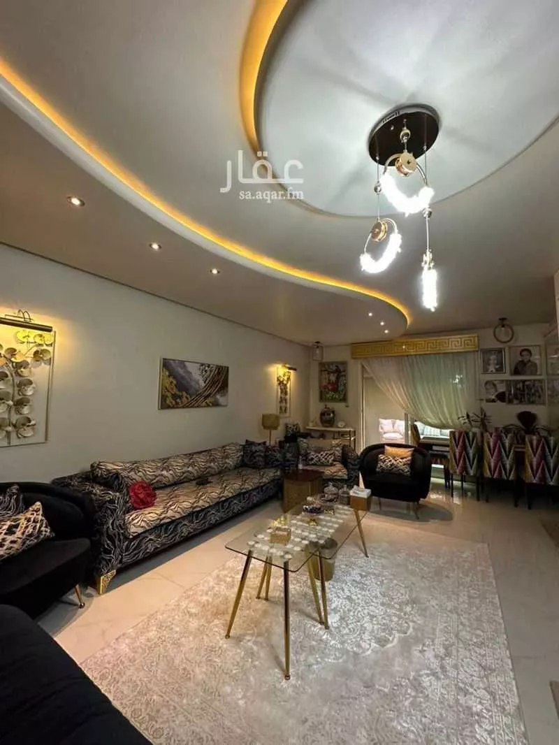 3 bedroom apartment in Al Aqiq 2