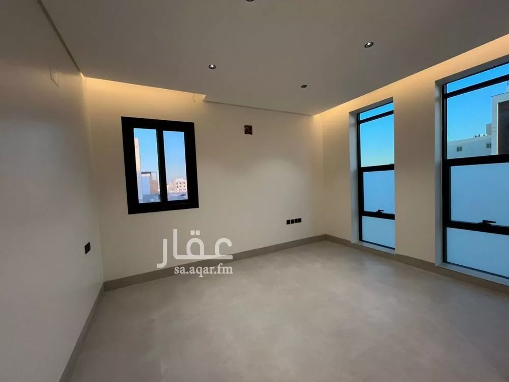 5 bedroom villa in Al Mahdiyyah 18