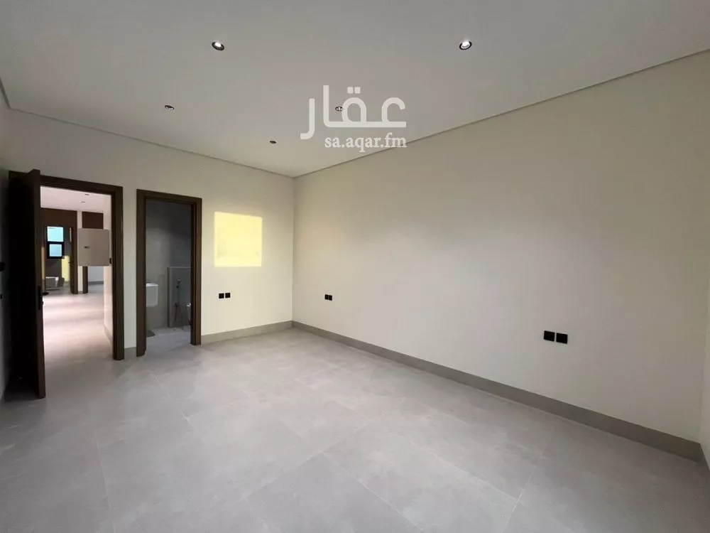5 bedroom villa in Al Mahdiyyah 29