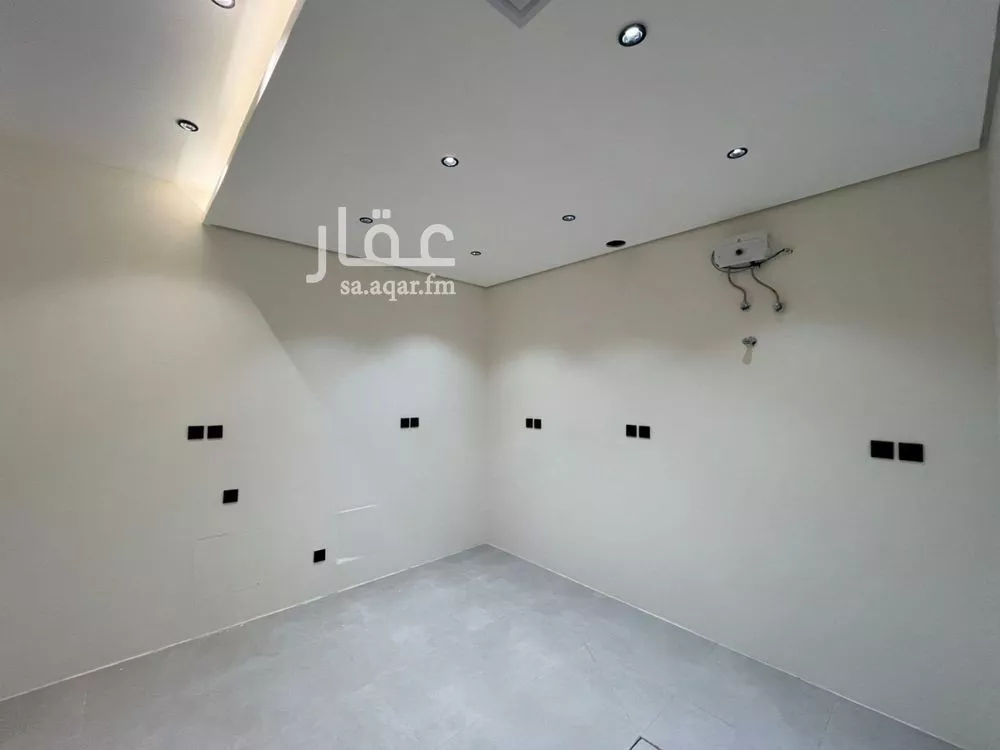 5 bedroom villa in Al Mahdiyyah 7