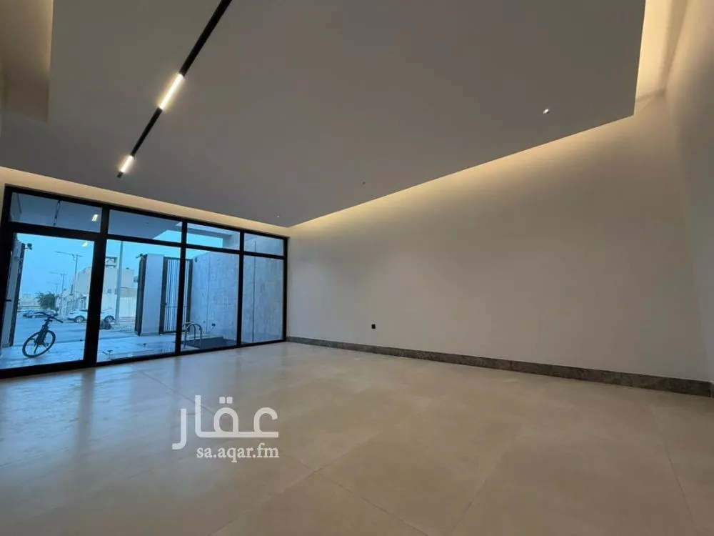 فيلا 5 غرف في النرجس 3