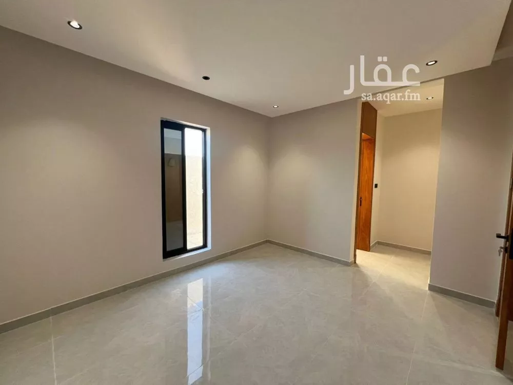 فيلا 5 غرف في ديراب 12