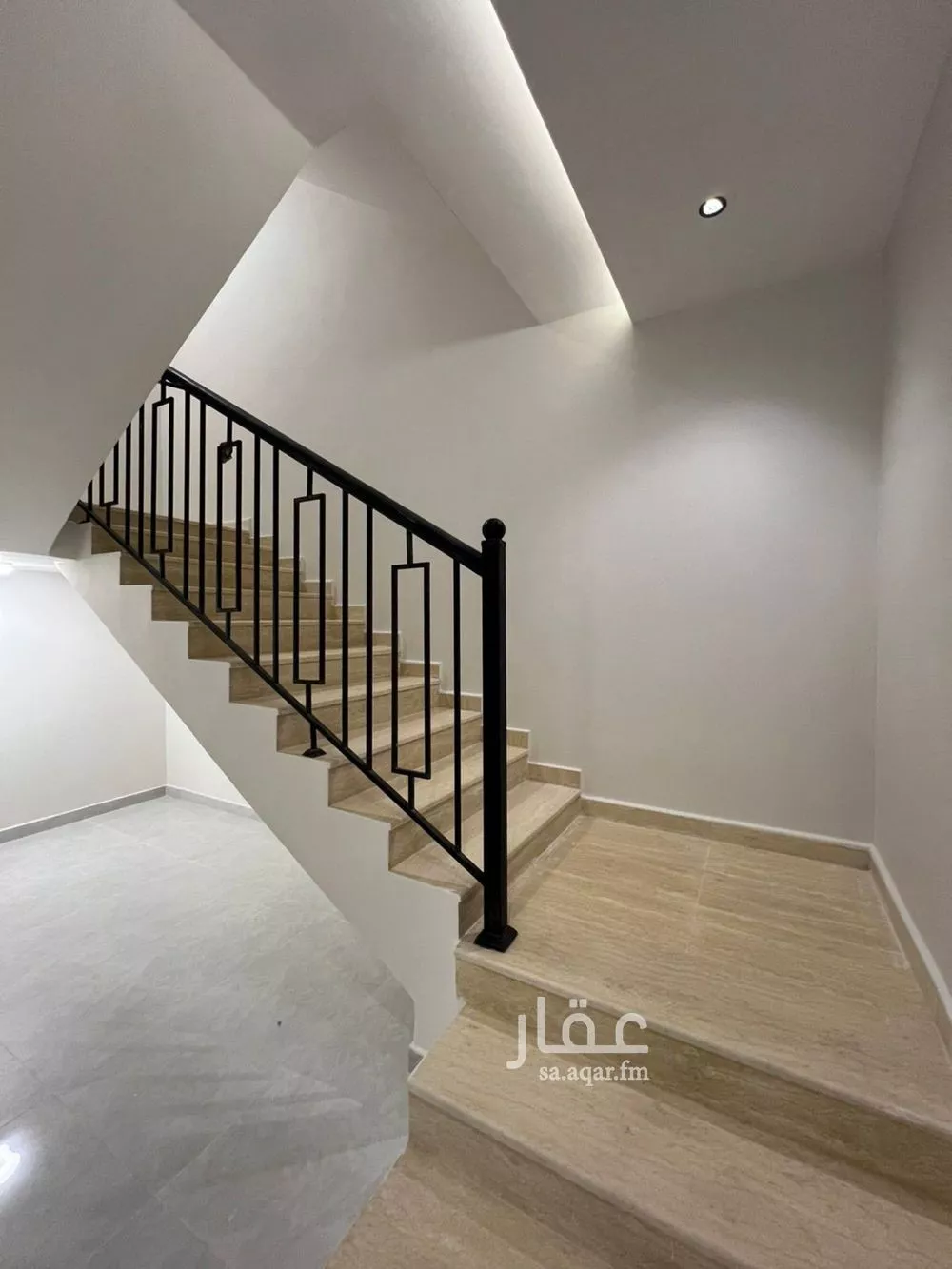فيلا 5 غرف في ديراب 16