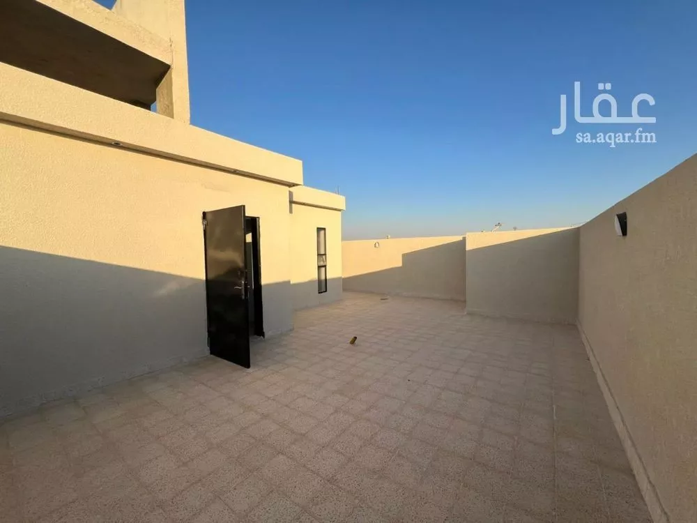 فيلا 5 غرف في ديراب 7
