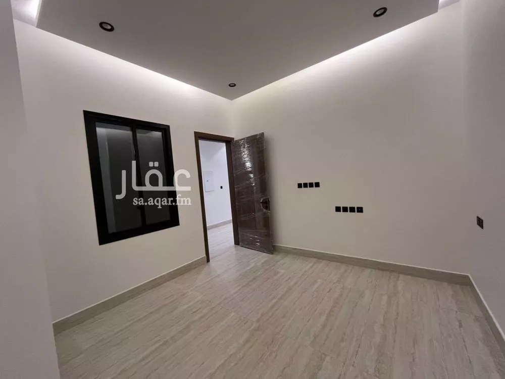 5 bedroom villa in Al Mahdiyyah 24