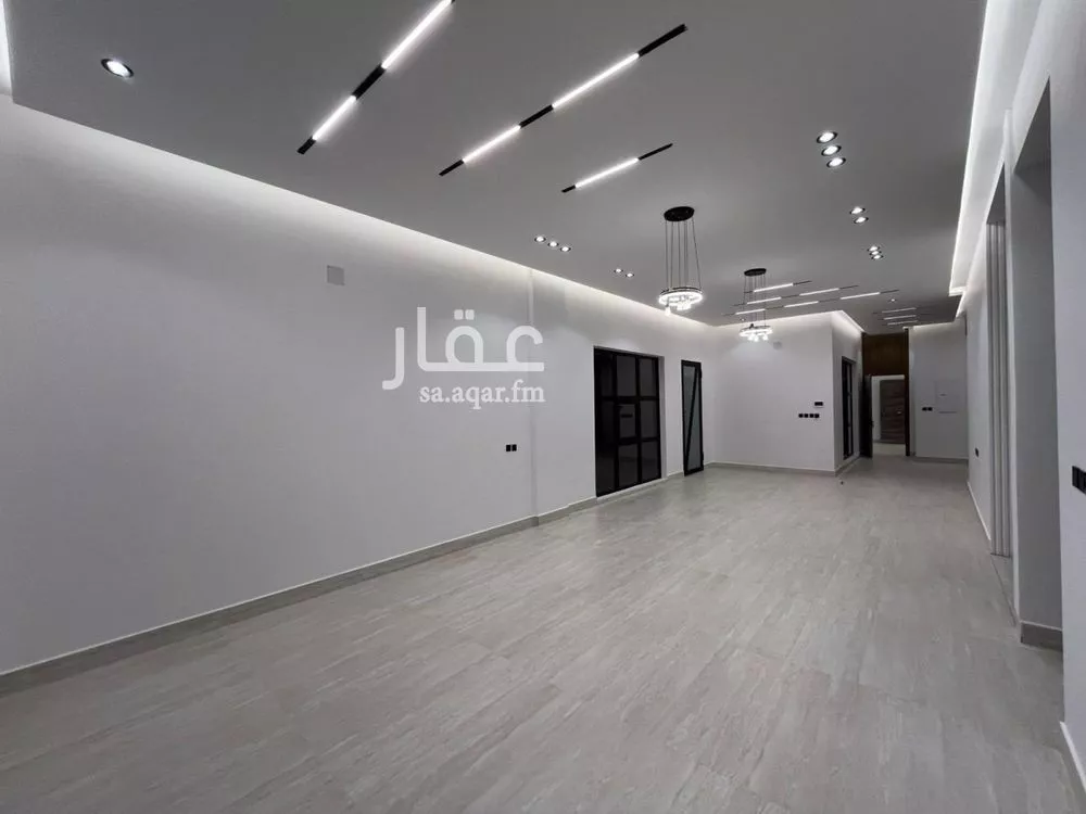 5 bedroom villa in Al Mahdiyyah 8