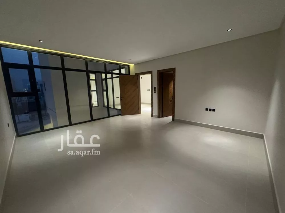 5 bedroom villa in Al Mahdiyyah 12