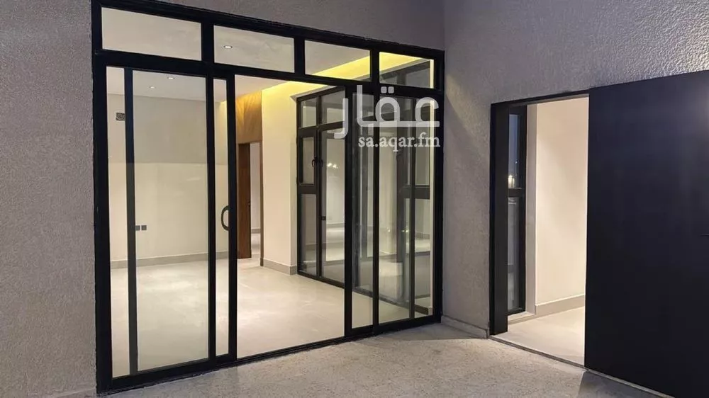 5 bedroom villa in Al Mahdiyyah 16