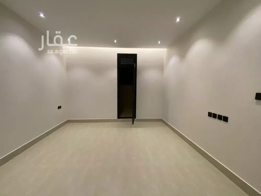 فيلا 11 غرف في ظهرة لبن 12