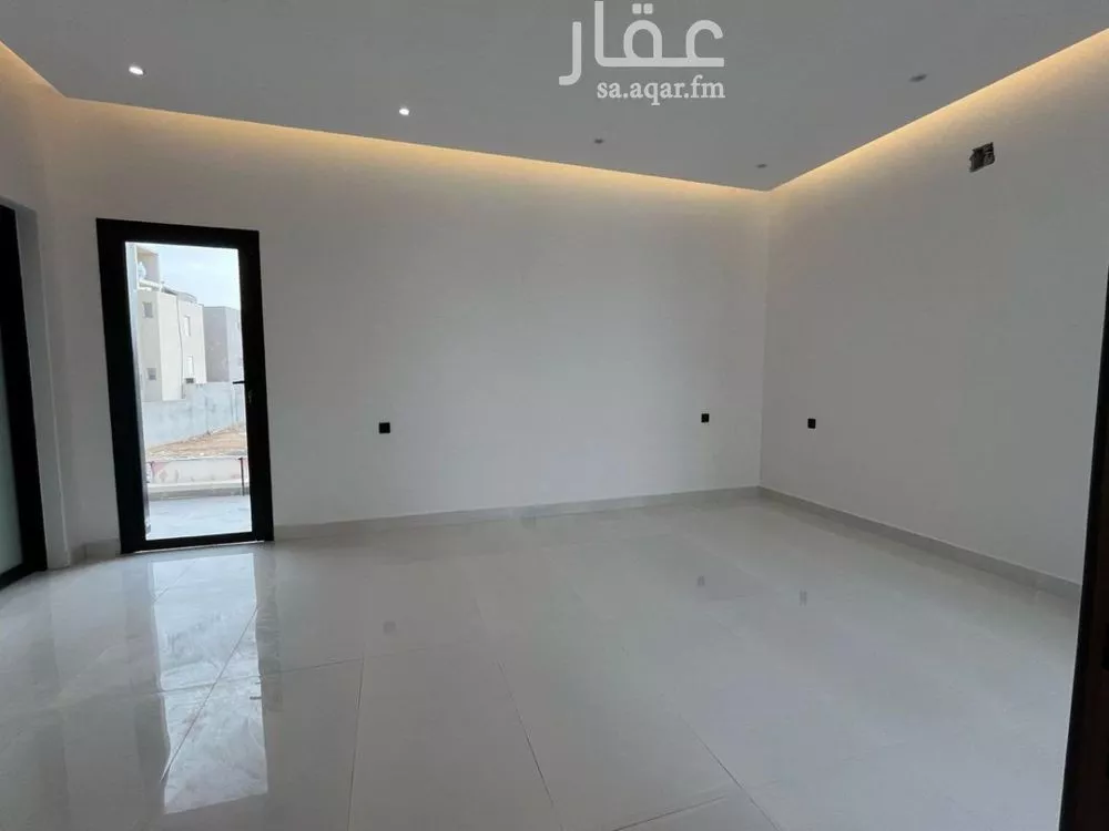 6 bedroom villa in Al Mahdiyyah 16