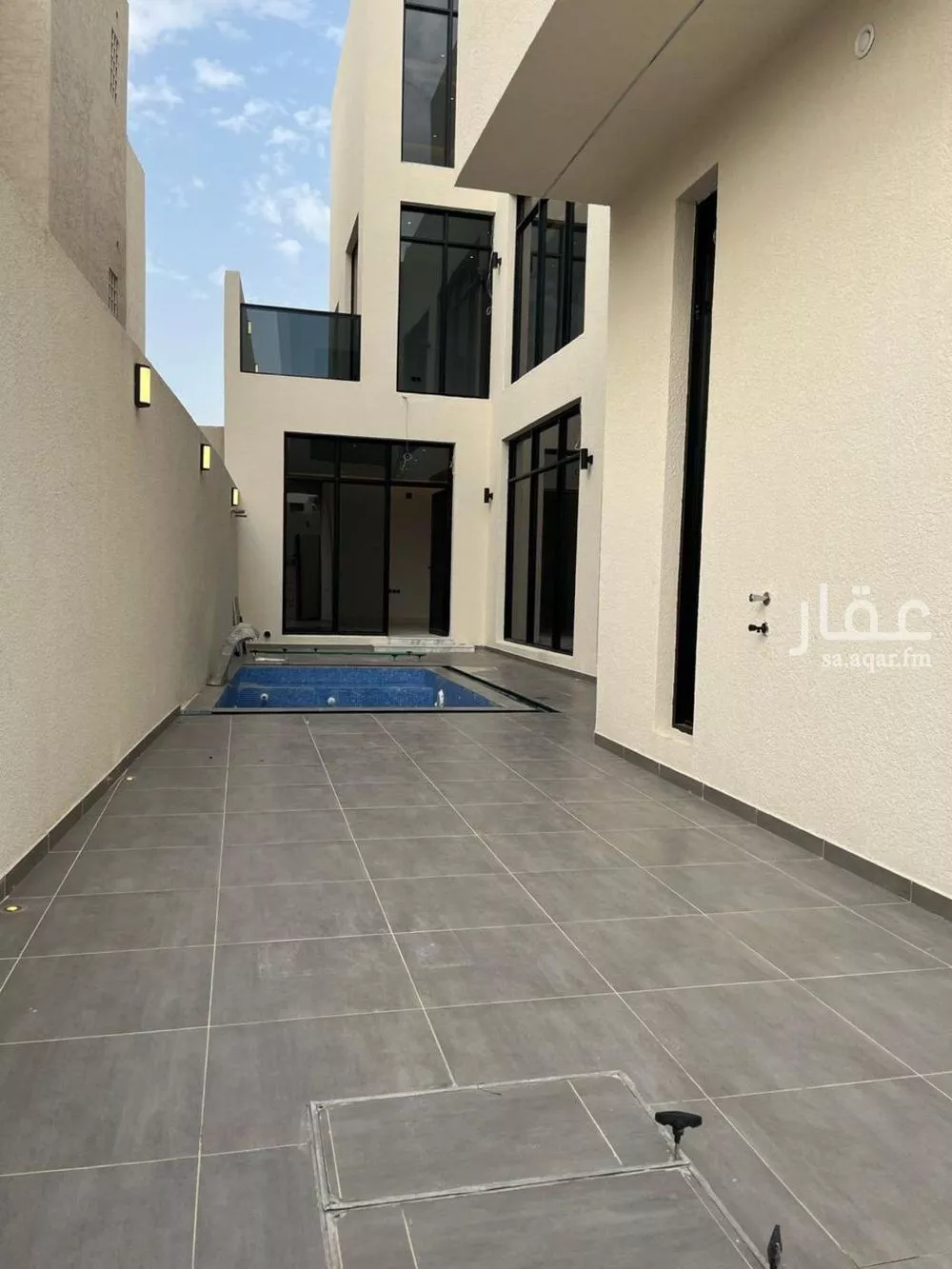 6 bedroom villa in Al Mahdiyyah 3