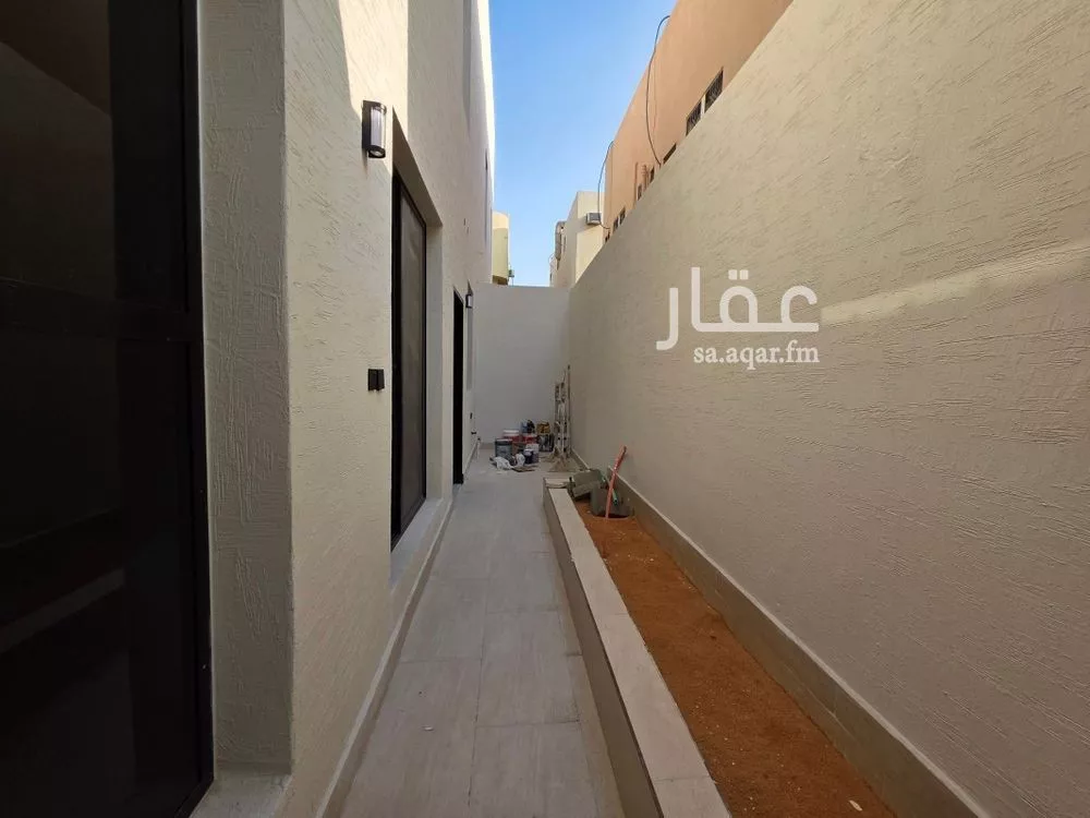6 bedroom villa in Al Marwa 14