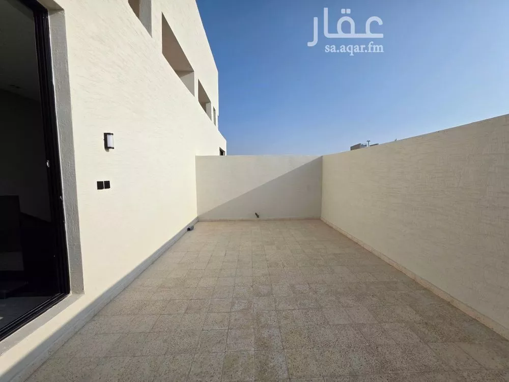 6 bedroom villa in Al Marwa 5