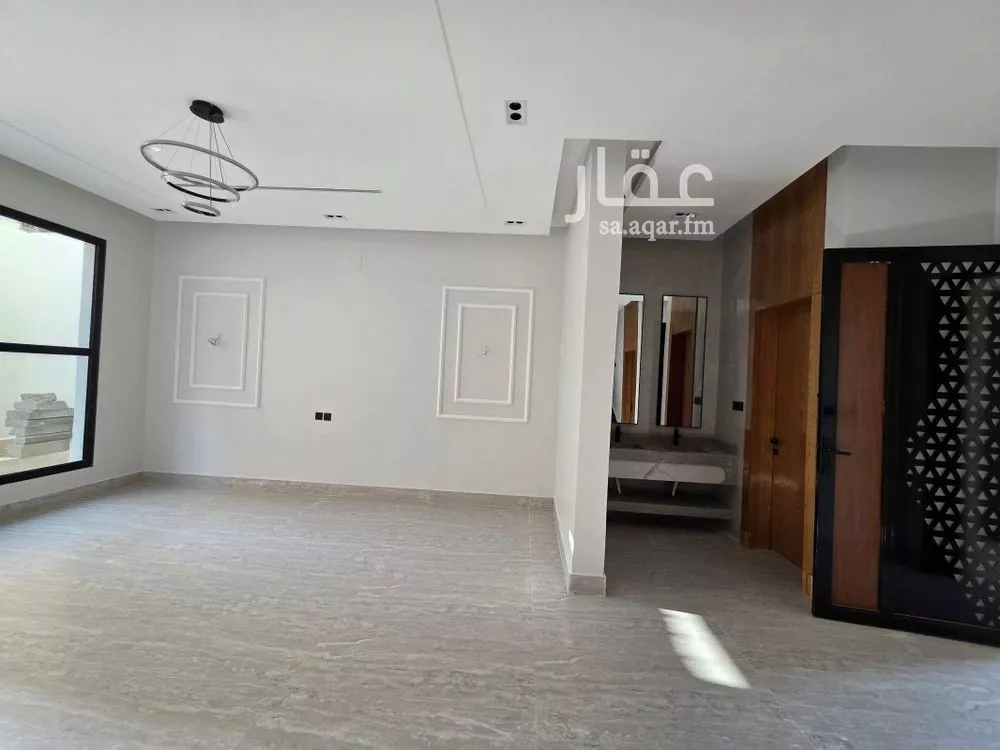 6 bedroom villa in Al Marwa 10