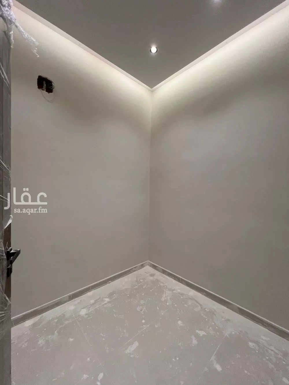 فيلا 6 غرف في الحزم 10