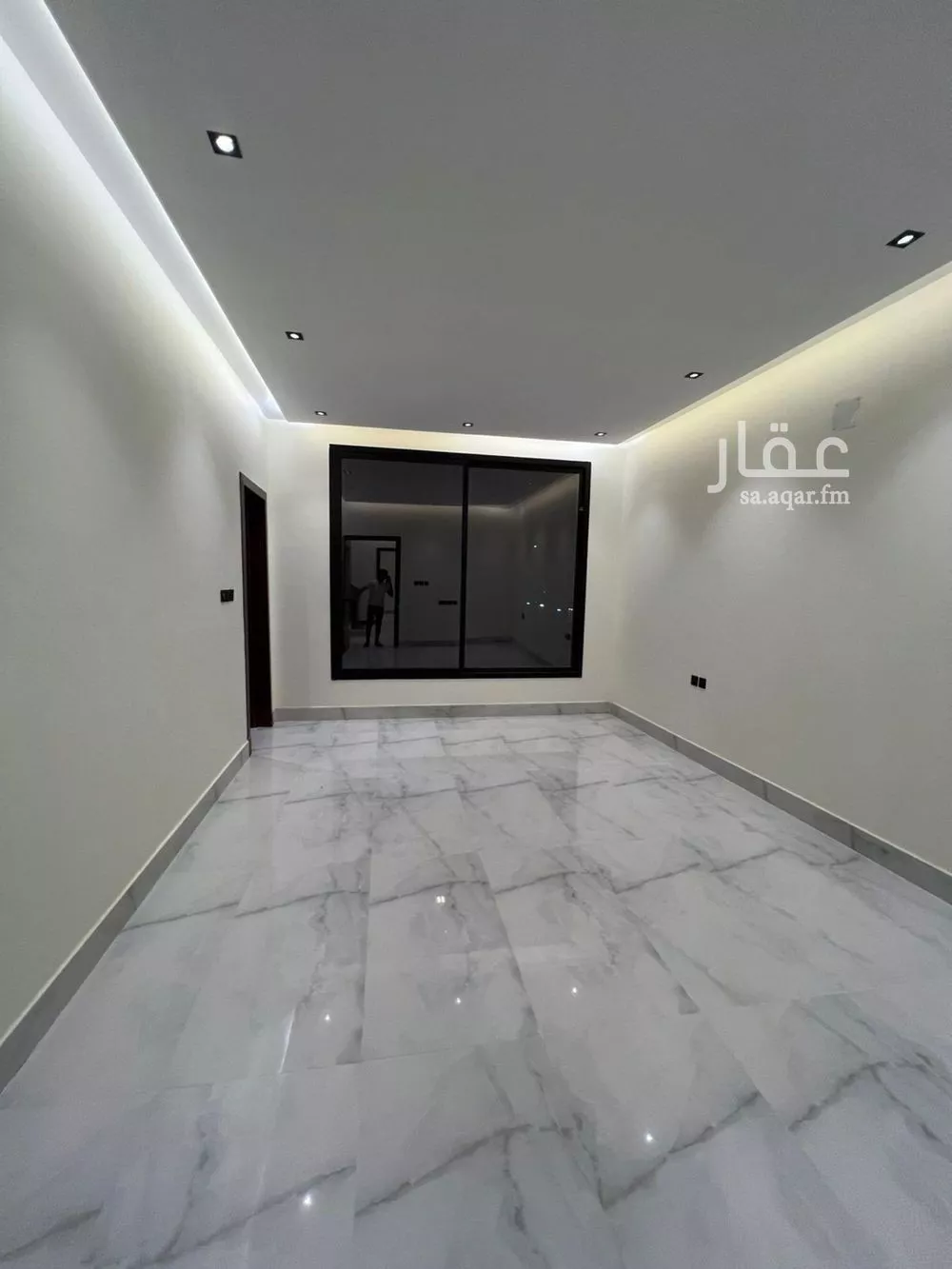 6 bedroom villa in Tuwaiq 11