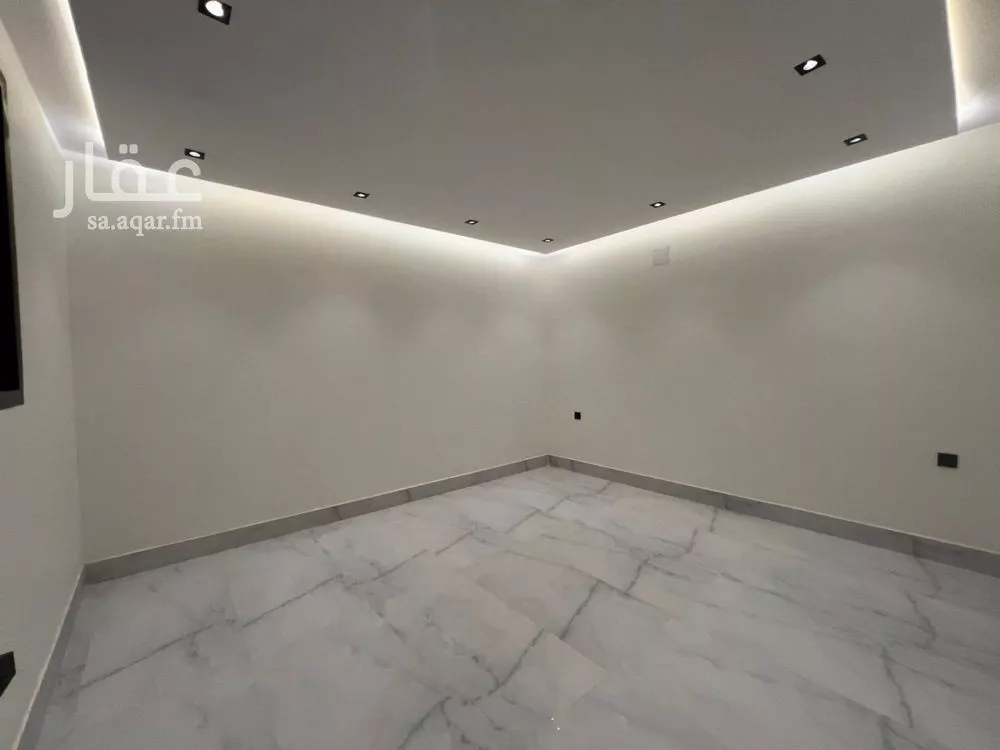 6 bedroom villa in Tuwaiq 15