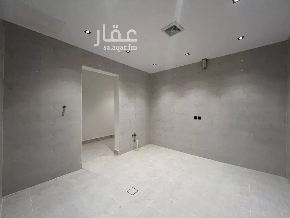 6 bedroom villa in Tuwaiq 24