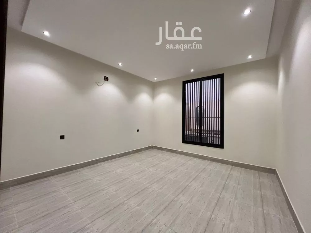 فيلا 5 غرف في طويق 19