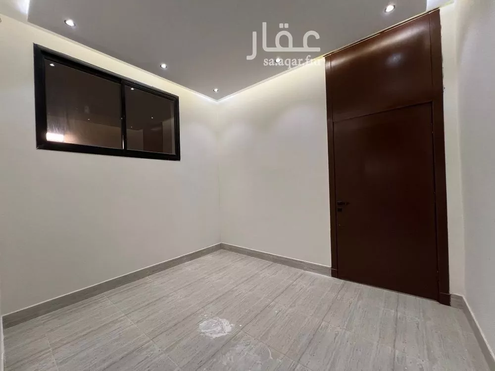 فيلا 5 غرف في طويق 3
