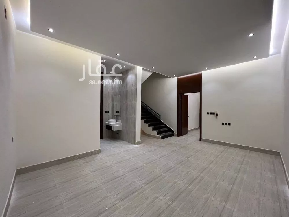 فيلا 5 غرف في طويق 6