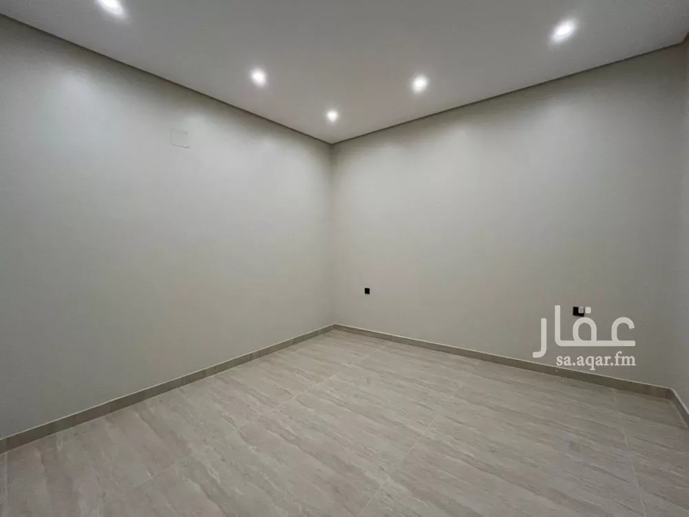 5 bedroom villa in Al Mahdiyyah 24