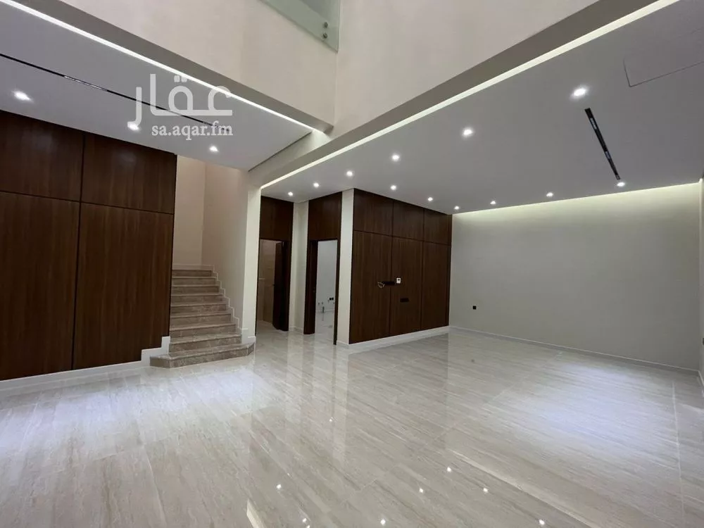 5 bedroom villa in Al Mahdiyyah 25