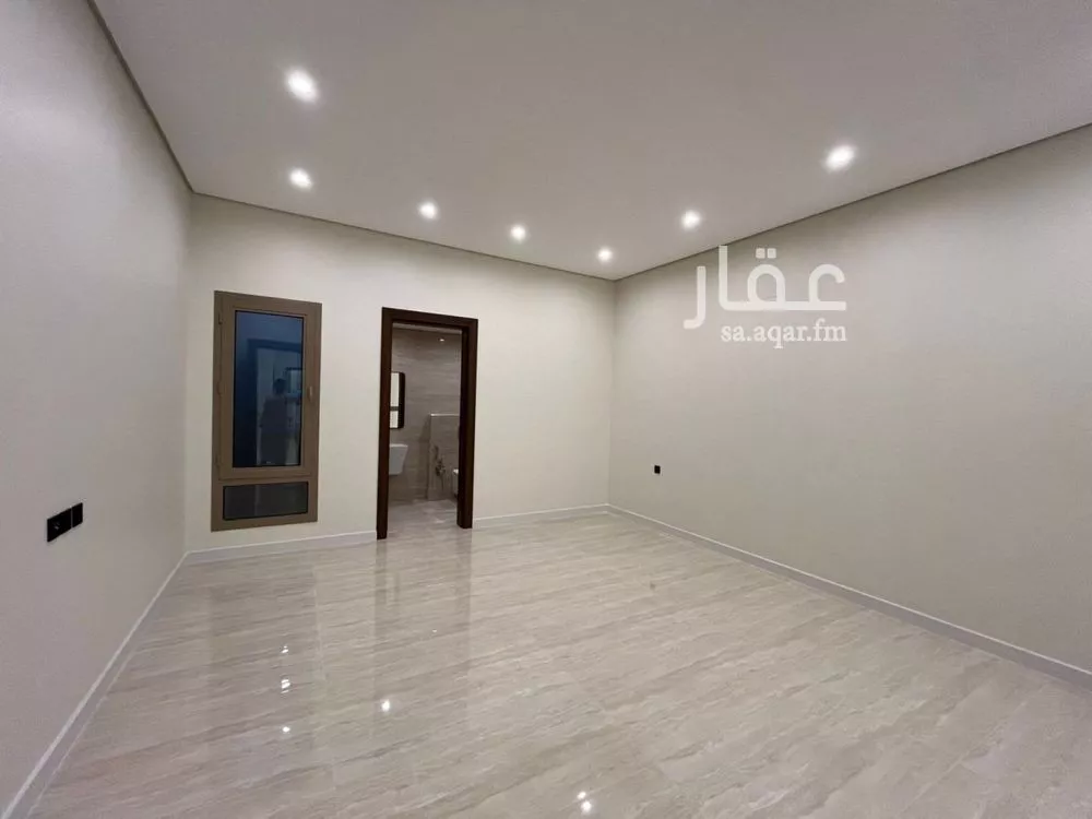 5 bedroom villa in Al Mahdiyyah 27