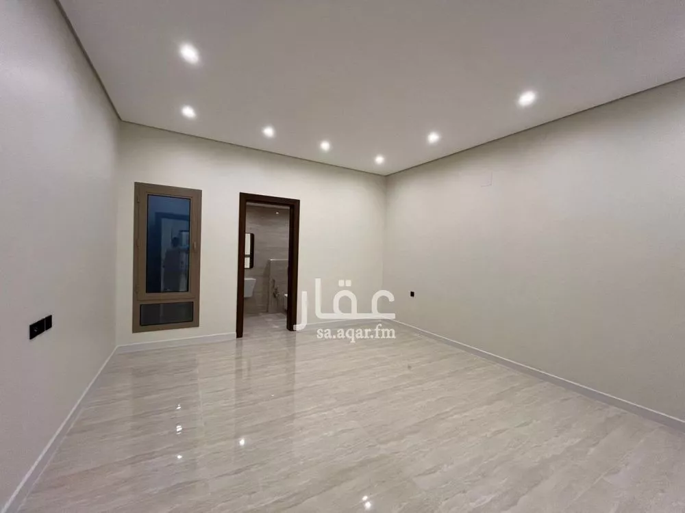 5 bedroom villa in Al Mahdiyyah 7