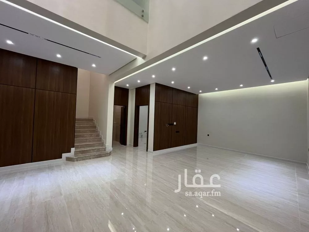 5 bedroom villa in Al Mahdiyyah 9