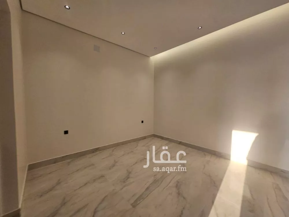 فيلا 4 غرف في النرجس 23