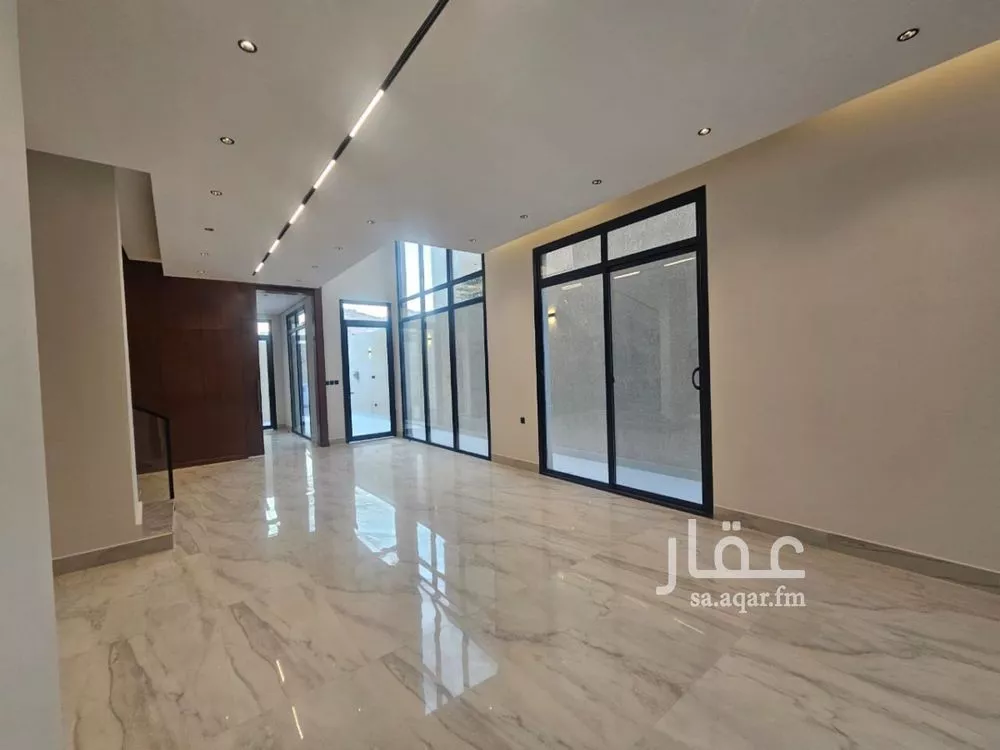فيلا 4 غرف في النرجس 29