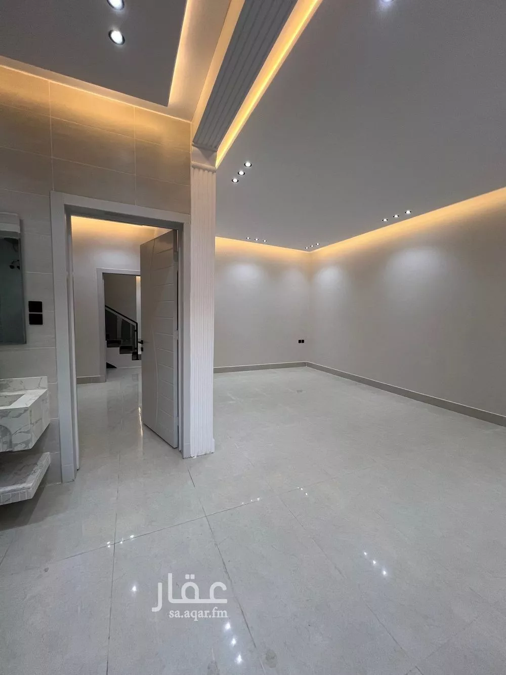 5 bedroom villa in Tuwaiq 16