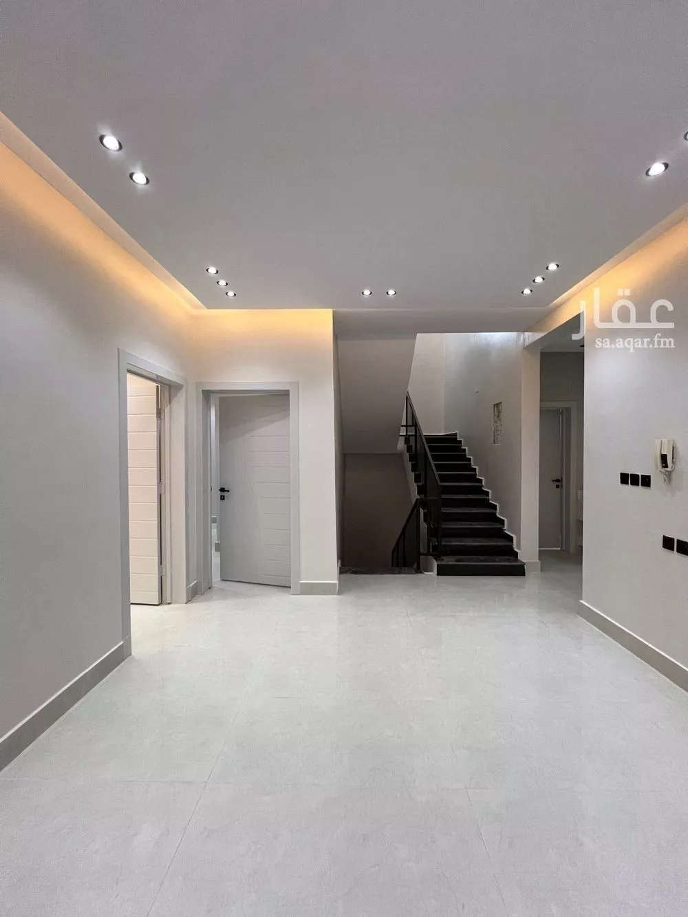 5 bedroom villa in Tuwaiq 20
