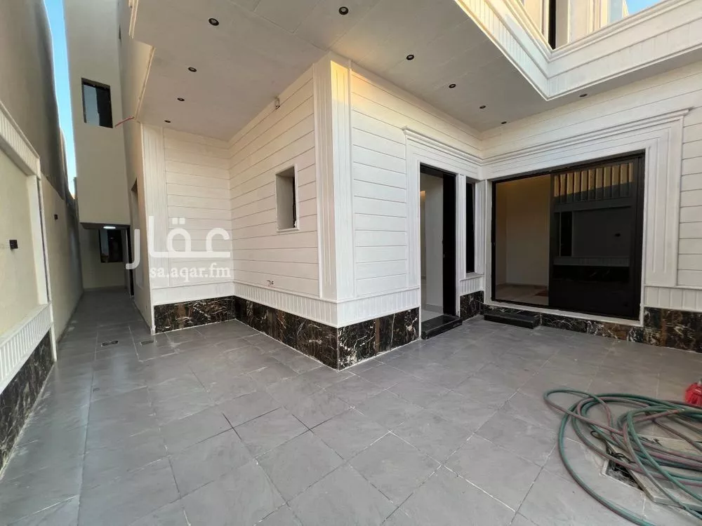5 bedroom villa in Tuwaiq 7
