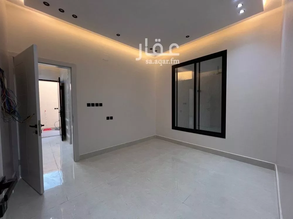 5 bedroom villa in Tuwaiq 9